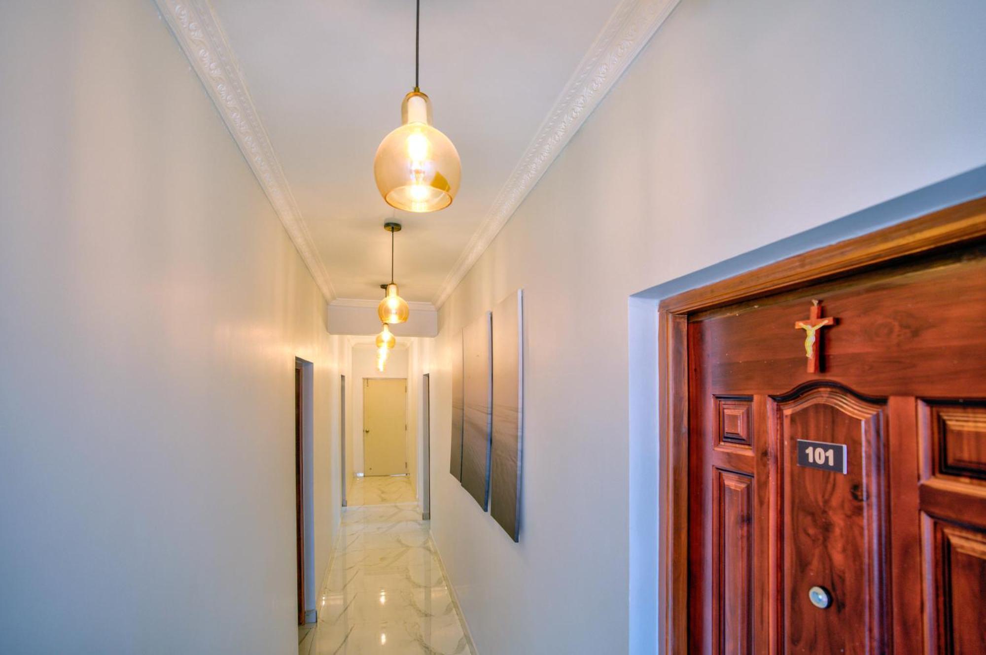 Candolim Beach White Residency Бага Екстериор снимка